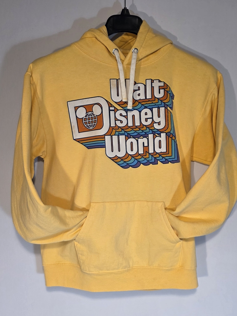 RETRO Walt Disney World Hoodie Yellow Logo Pullover Sweatshirt WDW SIze M Soft